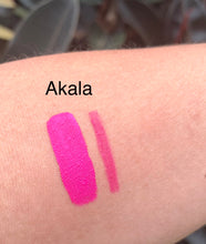 Cargar imagen en el visor de la galería, Matte Liquid Lipstick and Lipliner Duo Set
